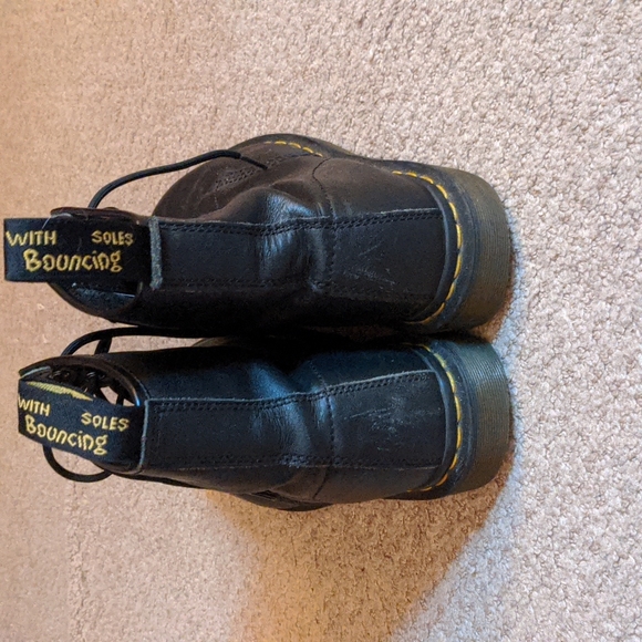 Doc Martens - Picture 3 of 4